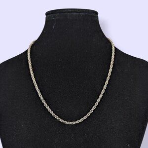 V. Liz Claiborne Rounded Link Rope Chain